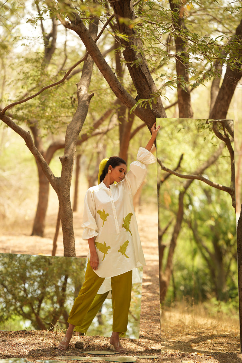 Parinde White Embroidered Kurta With Lime Pants