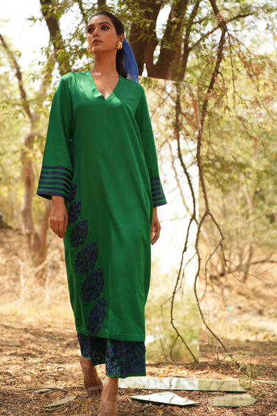 Parinde Green Embroidered Kurta With Pants