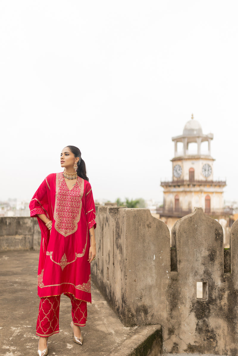 "ANURADHA" - Kaftan set