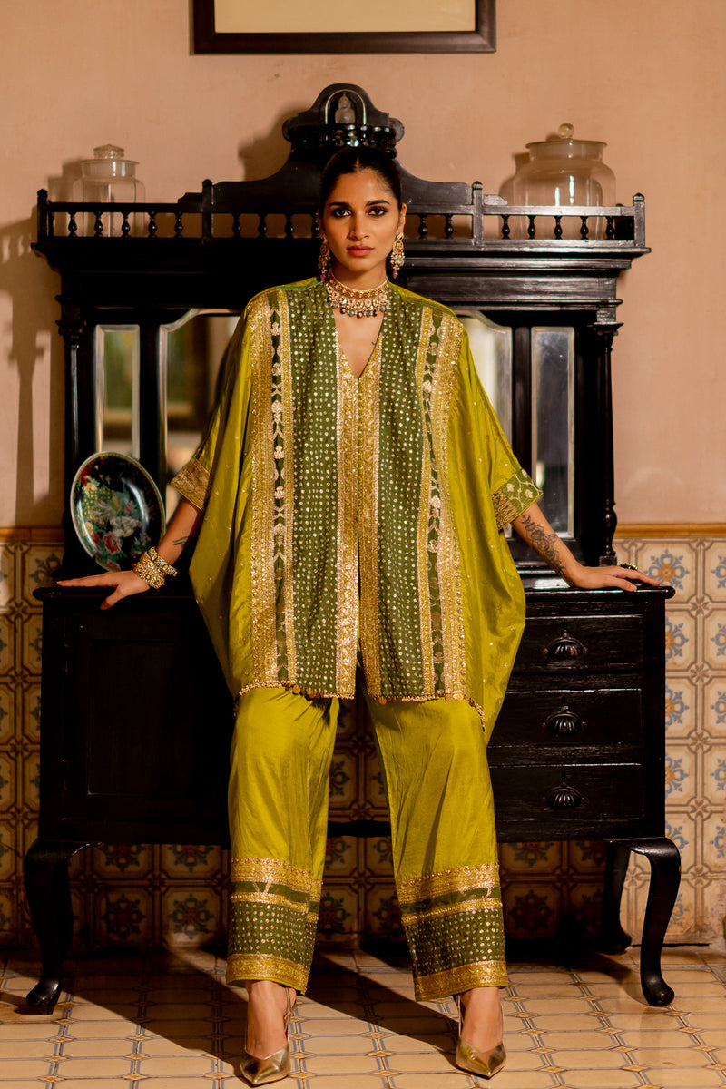 "SAANWARIYA" - Kaftan set
