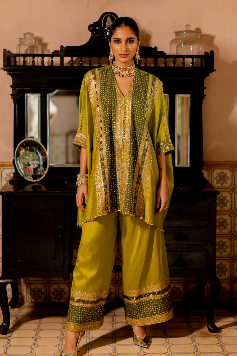 "SAANWARIYA" - Kaftan set