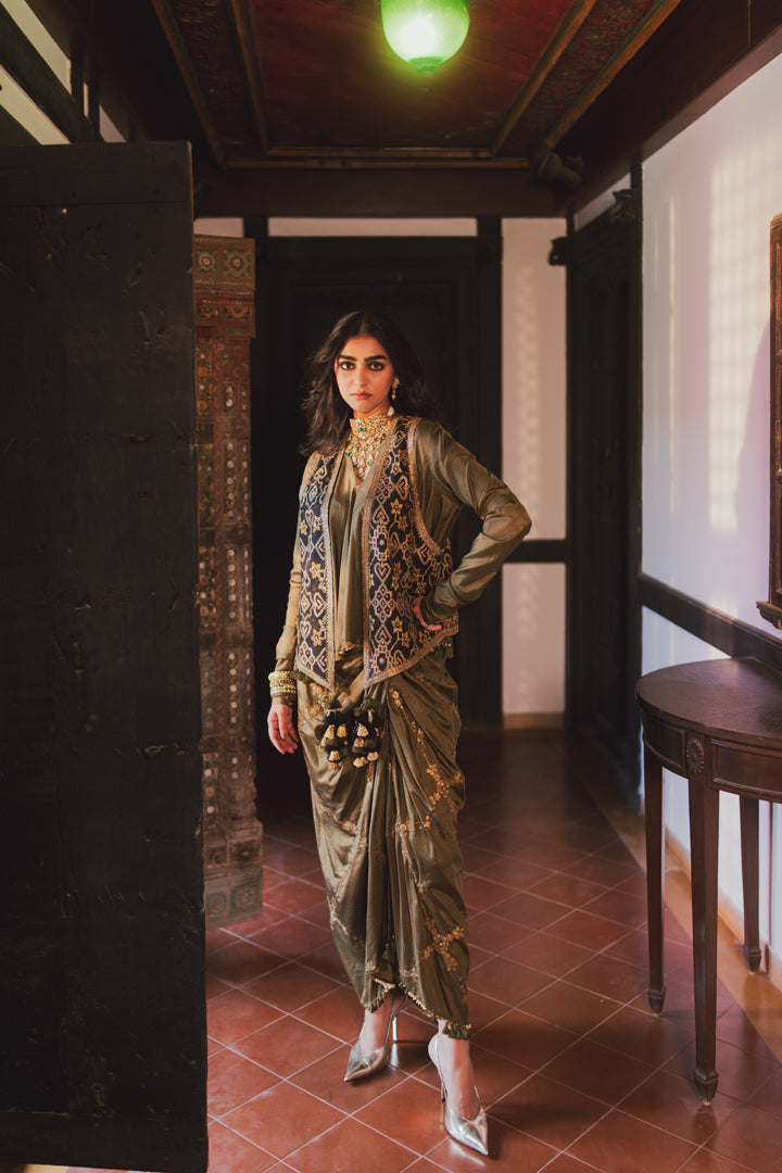 AKANSHA MASTAANI BLACK-OLIVE SKIRT SET – Pooja Keyur