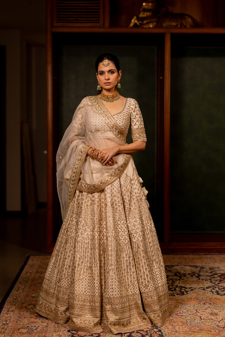 OFFWHITE LEHENGA SET