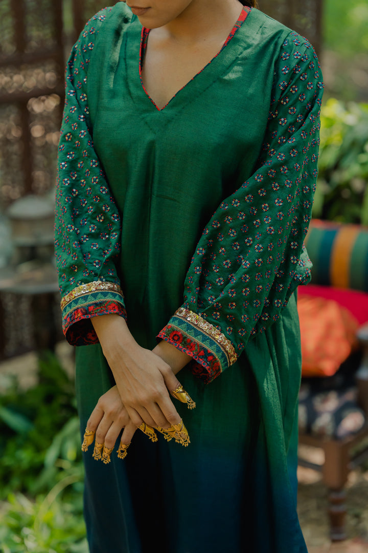 Meraki Green To Blue Shaded Kurta With Printed Pants